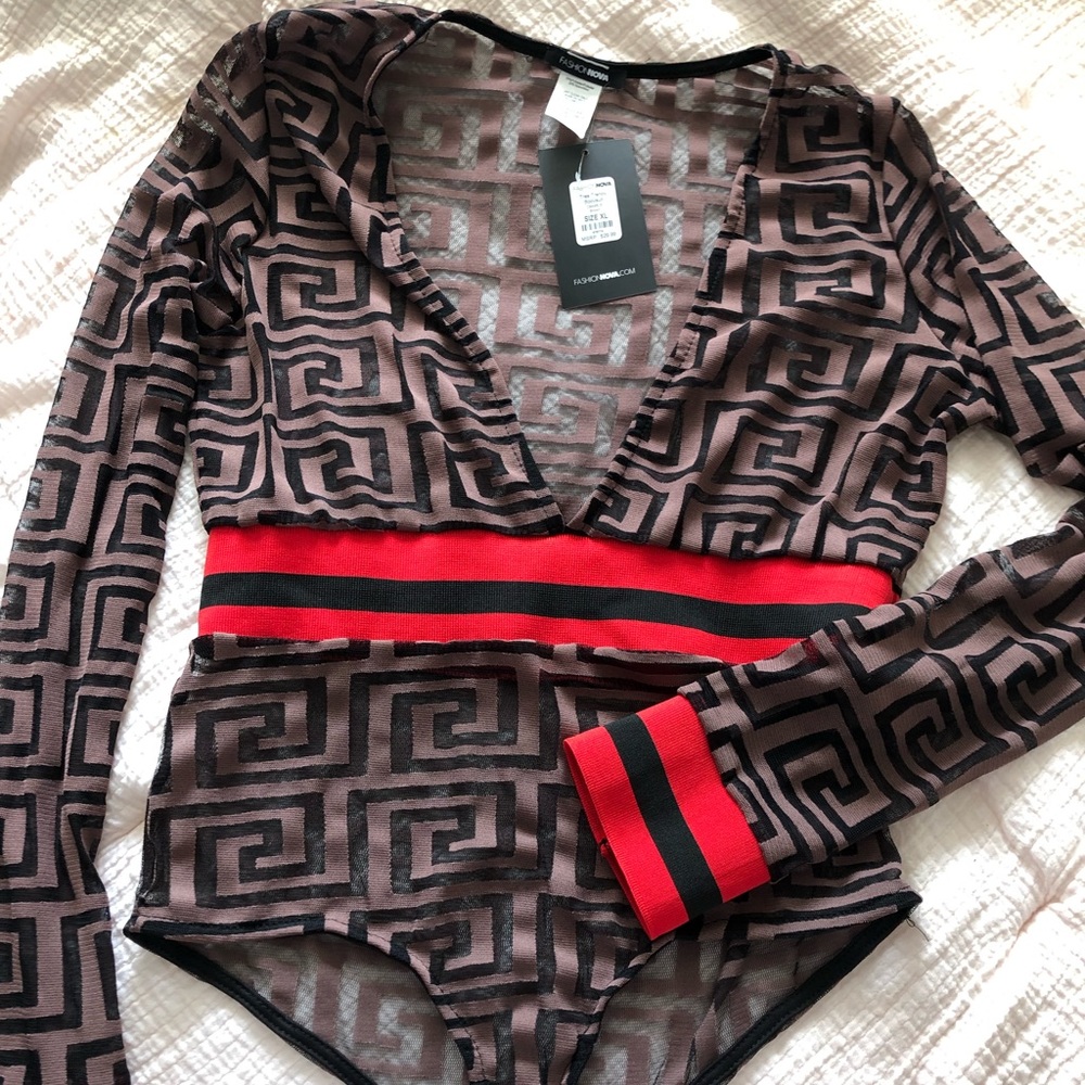 Long sleeve body suit